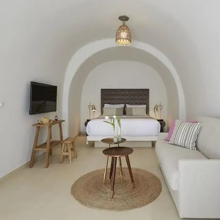 Charming Cycladic In Santorini Vila *