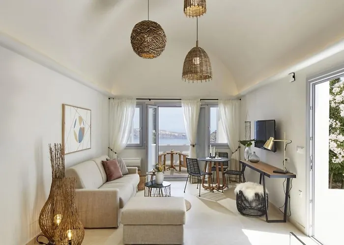 Charming Cycladic In Santorini *