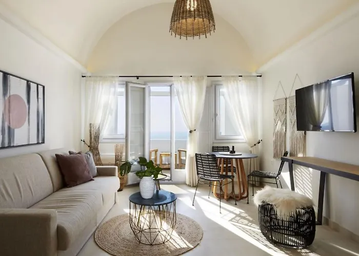 Charming Cycladic In Santorini * Fira (Santorini)