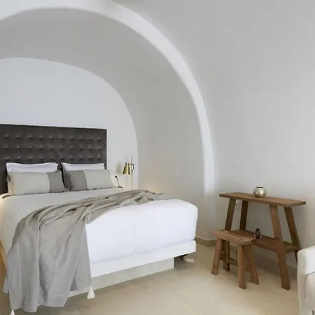 Charming Cycladic In Santorini Villa Fira (Santorini)